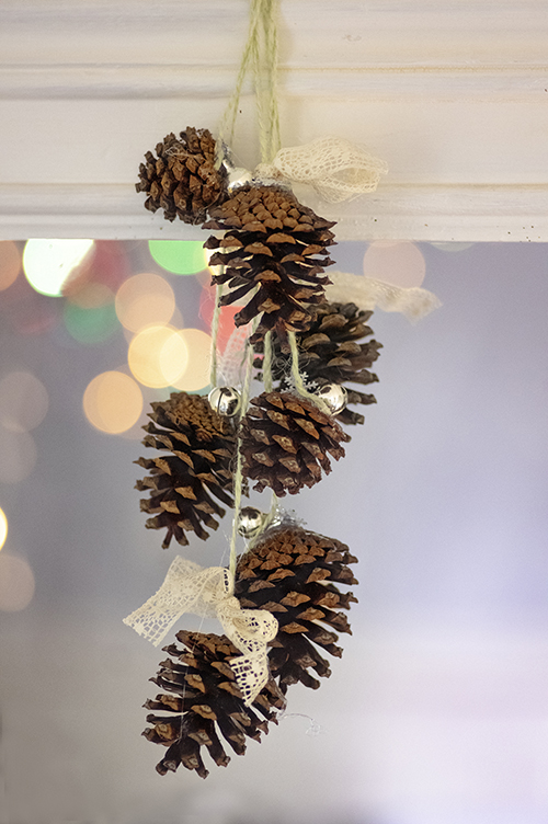 Christmas pine cone crafts – Ninette Bahne